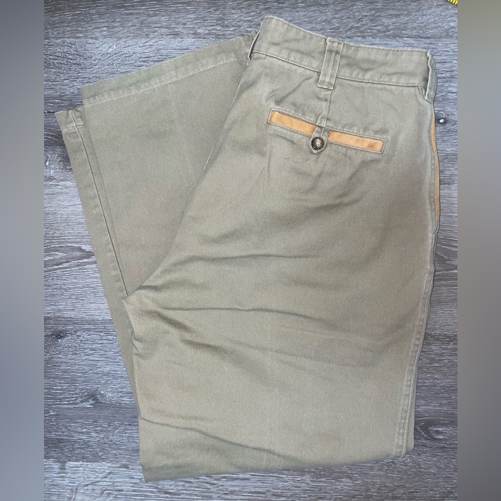 Orvis Men's Khaki Chinos With Suede Accents